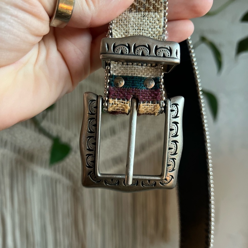 ELITE Accessories Woven Southwestern Tapestry Belt – Size M – Western Boho Y2K - Picture 3 of 9